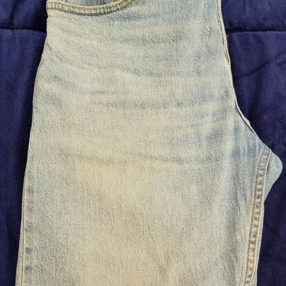 Levi's shorts - Picture 2 of 3